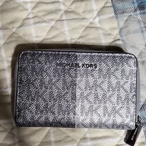 Michael Kors card case